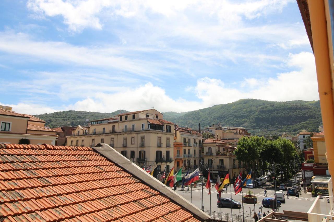 Piazza Tasso Max 1 Lägenhet Sorrento Exteriör bild